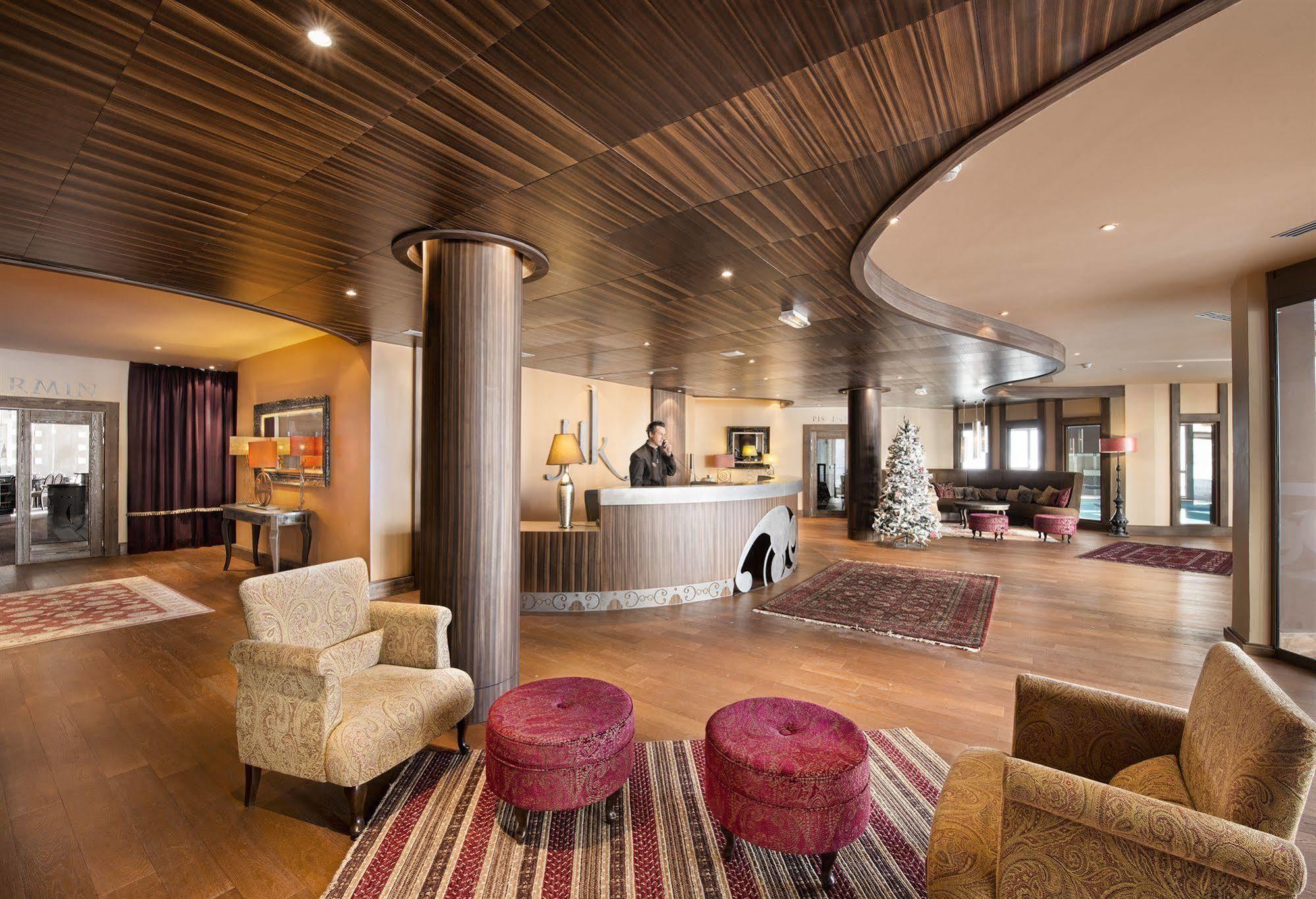 Hotel Le Hameau Du Kashmir Val Thorens Exterior foto